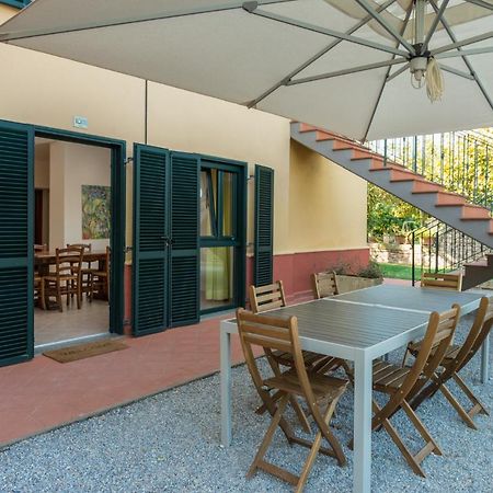 Agriturismo Le Vecchie Scuole Campiglia Marittima Exterior foto